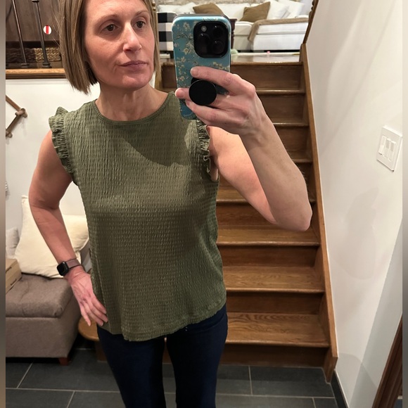 LOFT Textured Ruffle Sleeve Top in Olive - Picture 3 of 8